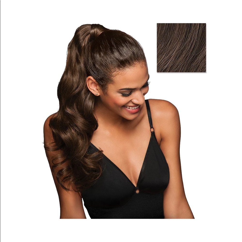 Hairdo 23'' Long Wave Pony in Chestnut